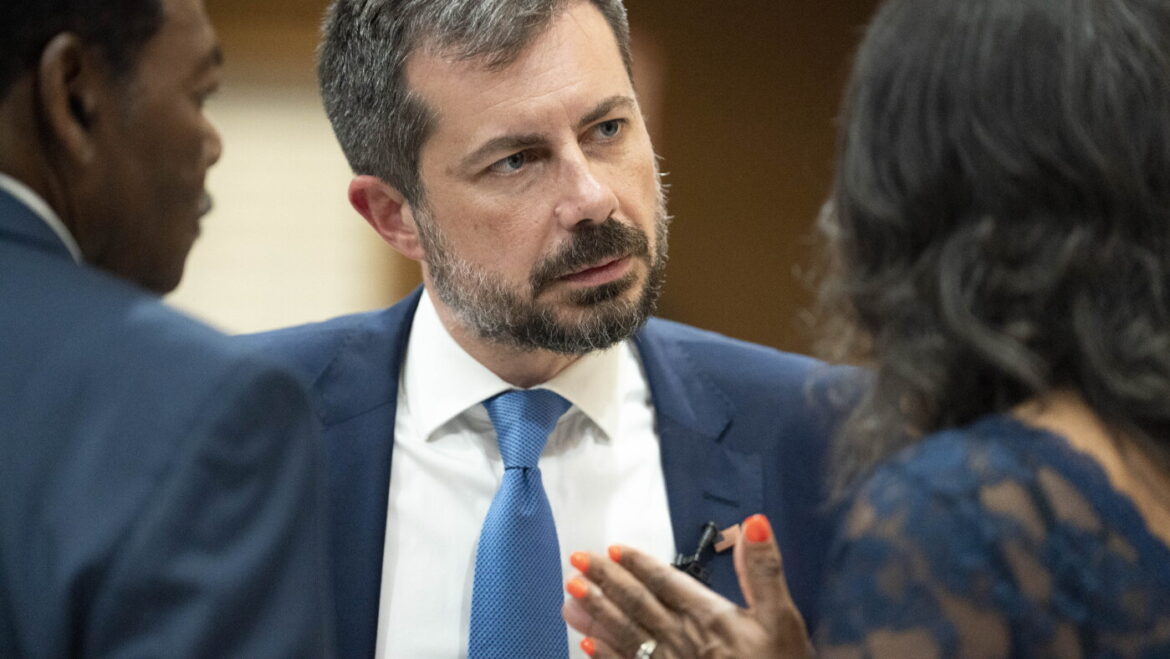 Democrat Pete Buttigieg criticizes Trump’s rollback of fuel-economy standards