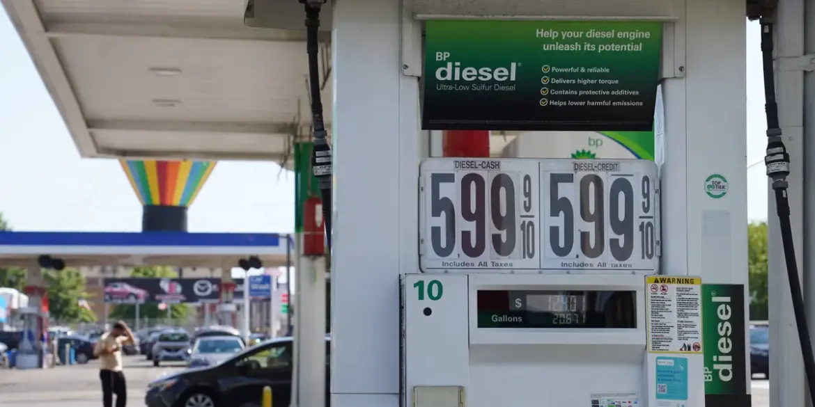 ‘Can’t Message That Away’: GOP Frets as Trump Administration Desperately Spins Record-High Diesel Prices